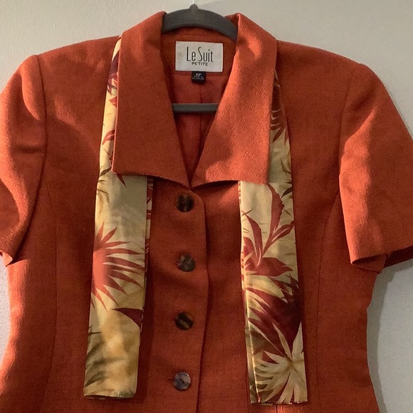 Le Suit Petite Women Jacket with Scarf - Picture 5 of 6